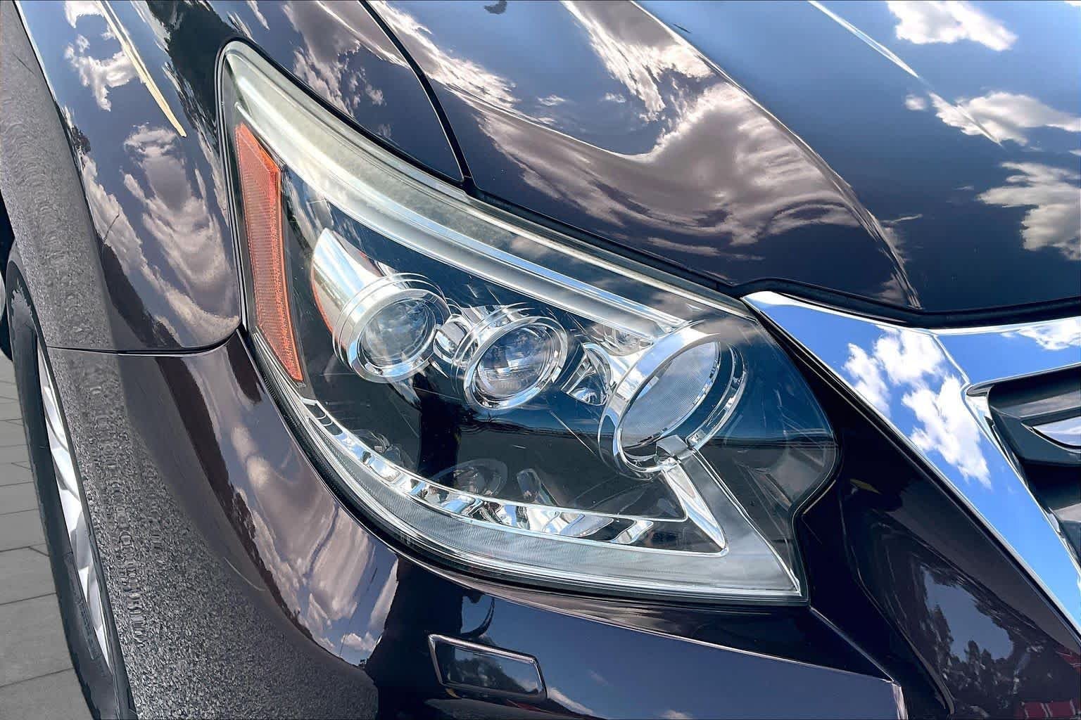 Used 2016 Fire Agate Pearl Lexus  image 28