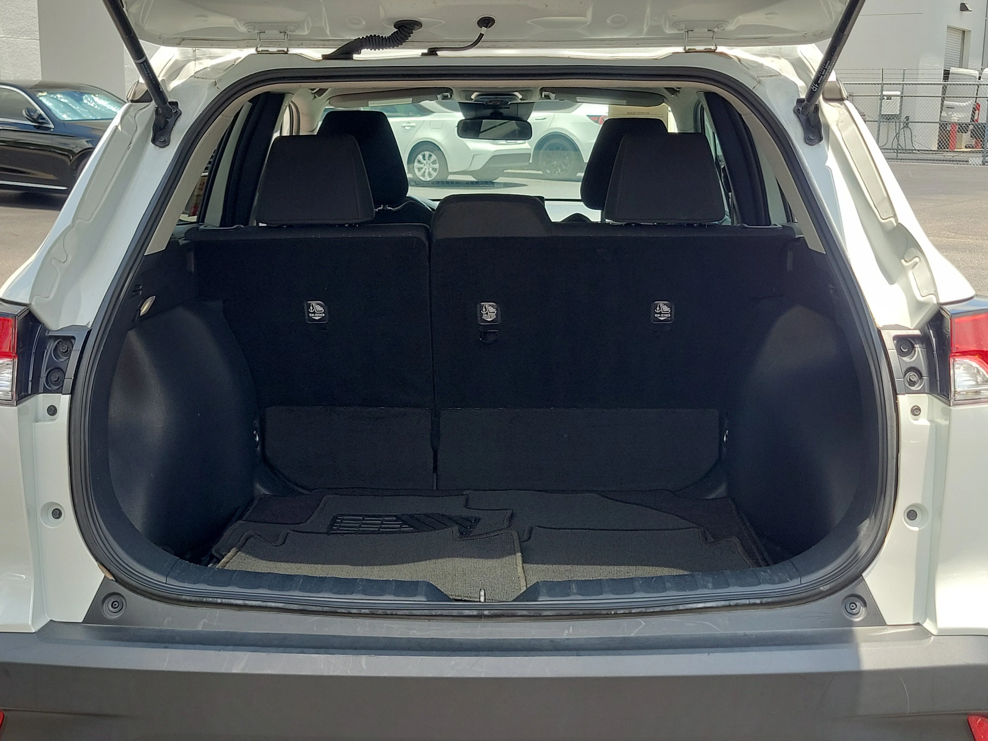 Used 2023 Wind Chill Pearl Toyota LE image 11