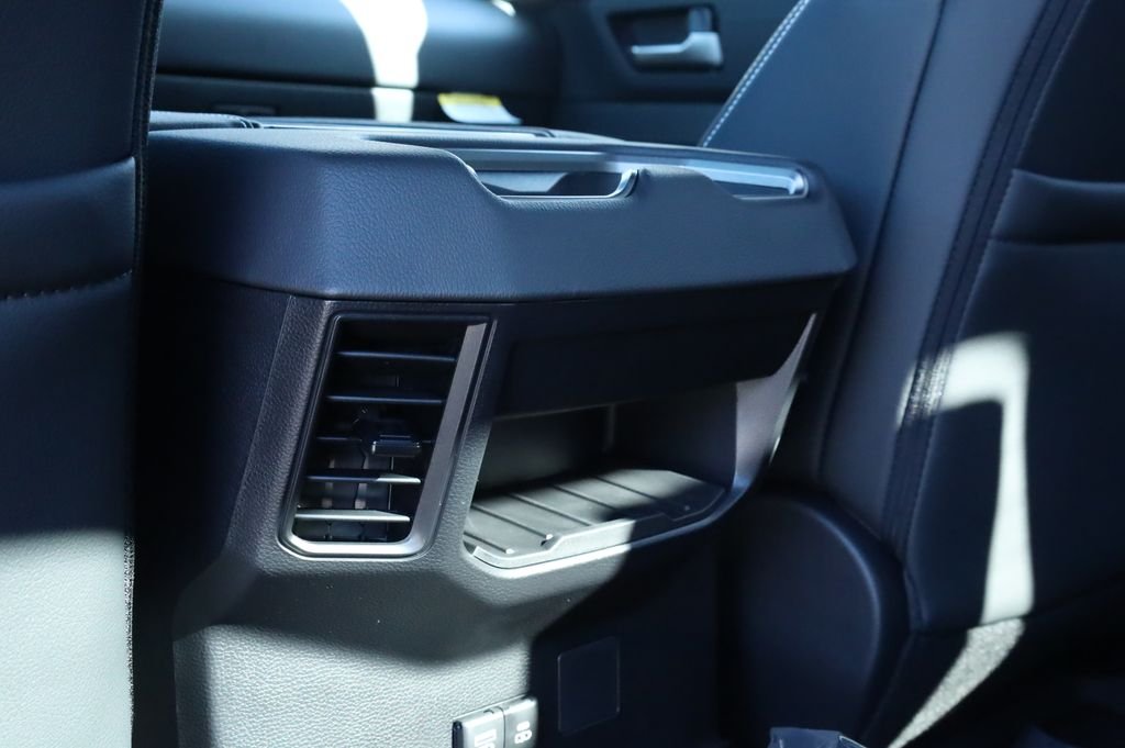 2026 Toyota Tundra Limited - Photo 13