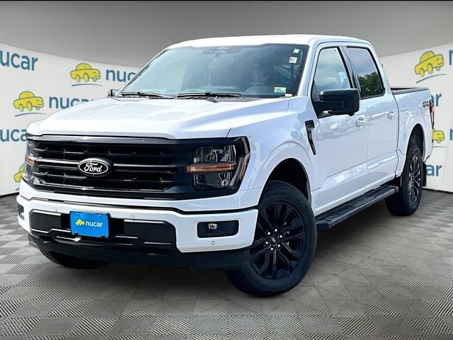 New 2026 Oxford White Ford XLT image 2