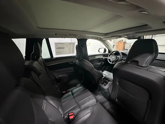 2026 Volvo XC90 Ultra - Photo 15