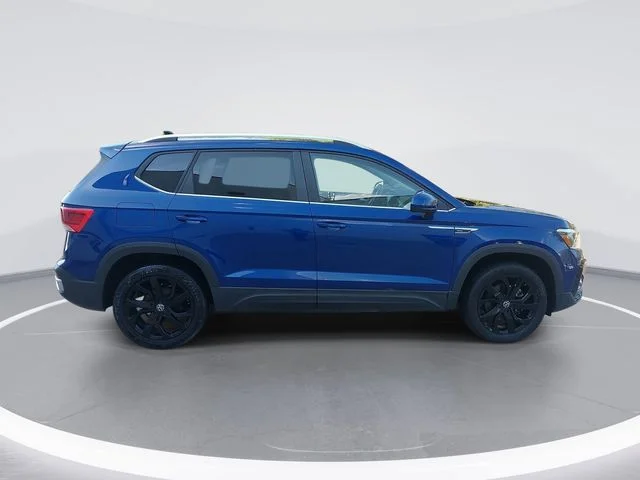 Used 2022 Blue Volkswagen 1.5T SE image 6