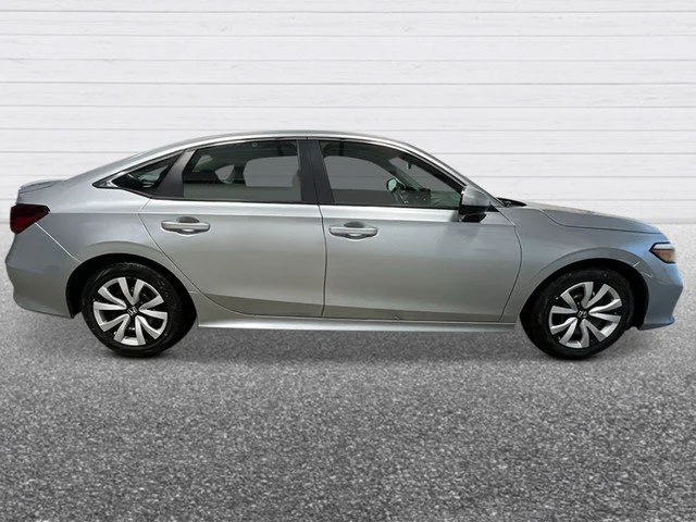New 2026 Solar Silver Metallic Honda LX image 8