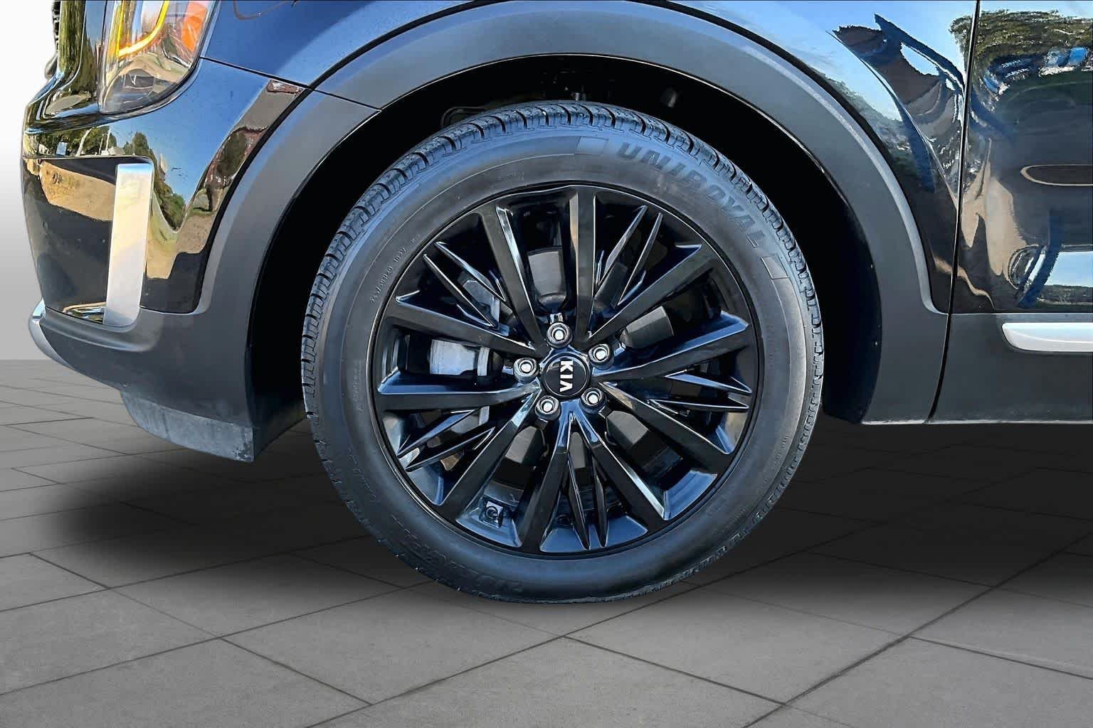 Used 2021 Black Copper Kia SX image 11
