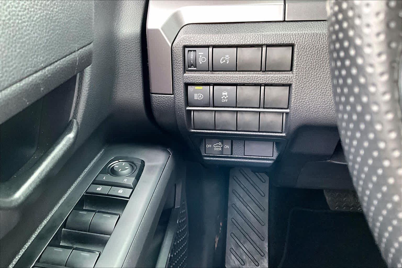 Certified Used 2025 Ice Cap Toyota SR5 image 32
