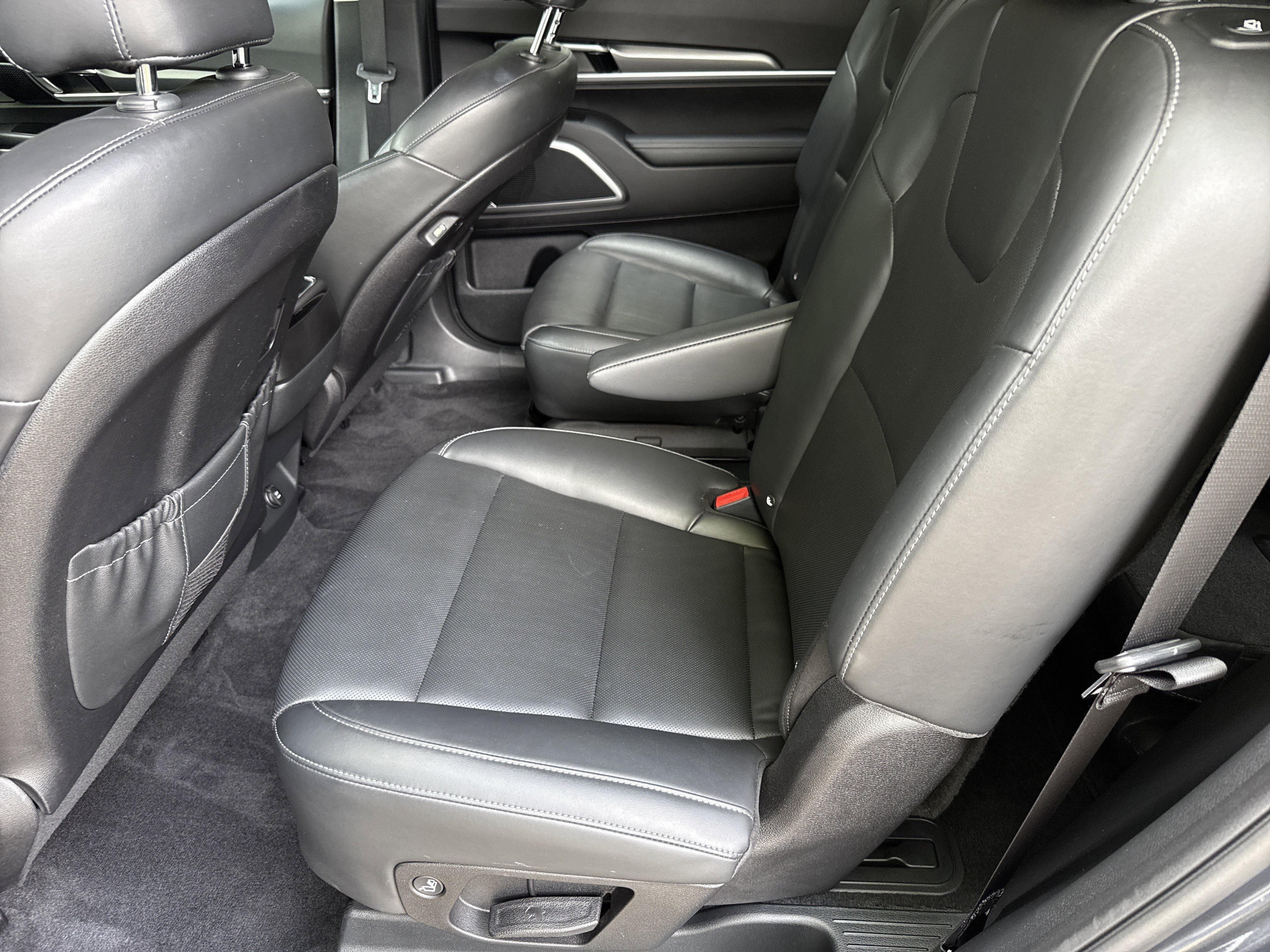 Used 2021 Gravity Grey Kia S image 20