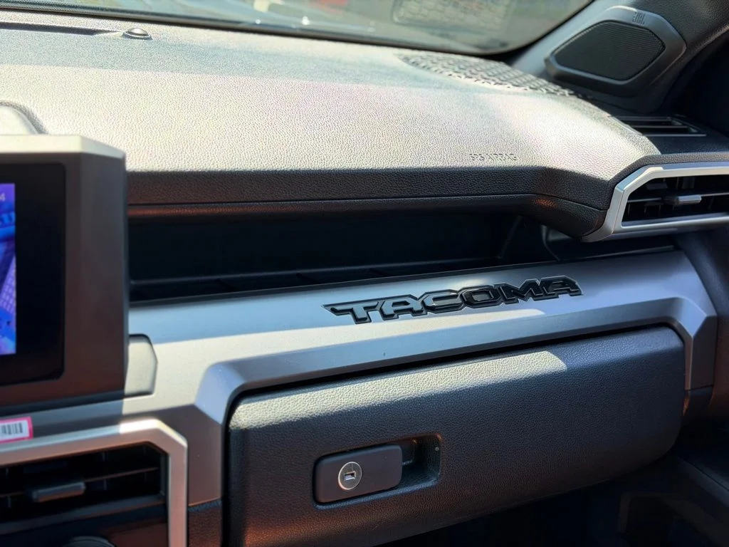 Certified Used 2024  Toyota SR5 image 19