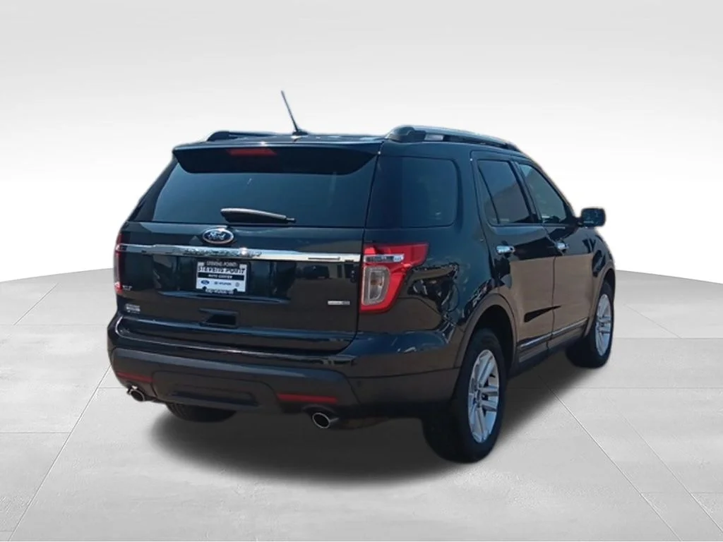 Used 2014 Tuxedo Black Metallic Ford XLT image 7