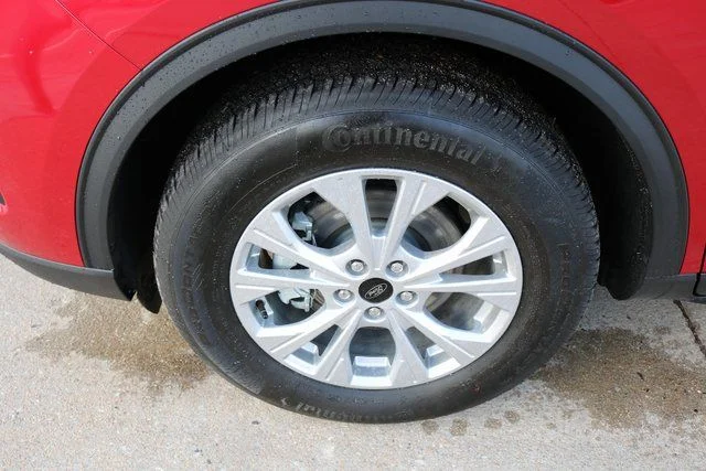 New 2026 Rapid Red Metallic Tinted Clearcoat Ford Active® image 28