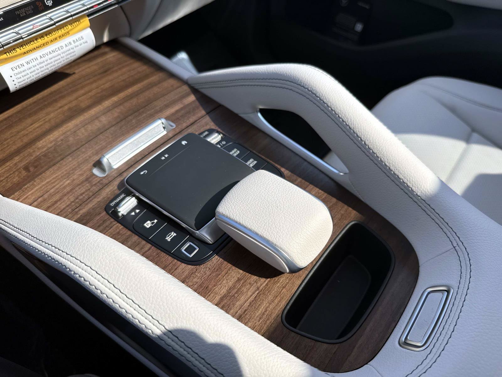New 2026 Polar White Mercedes-Benz 350 4MATIC® SUV image 27