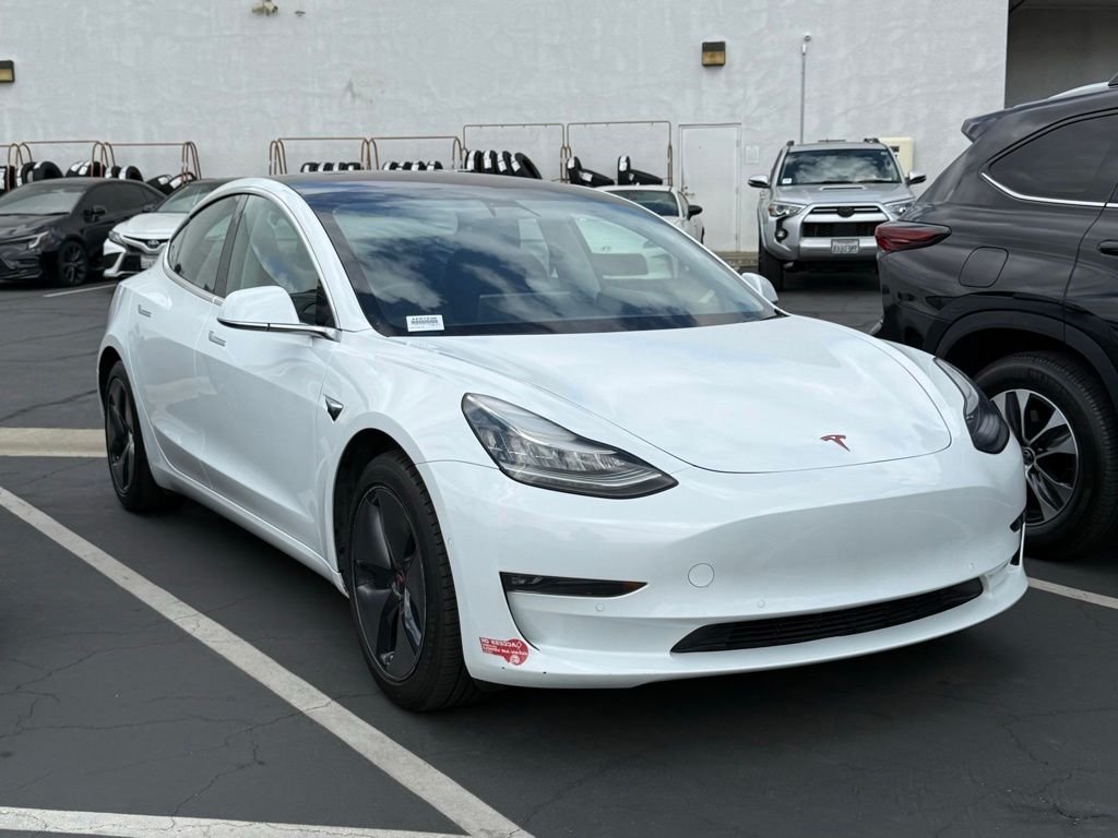 2018 Tesla Model 3 Long Range's photo