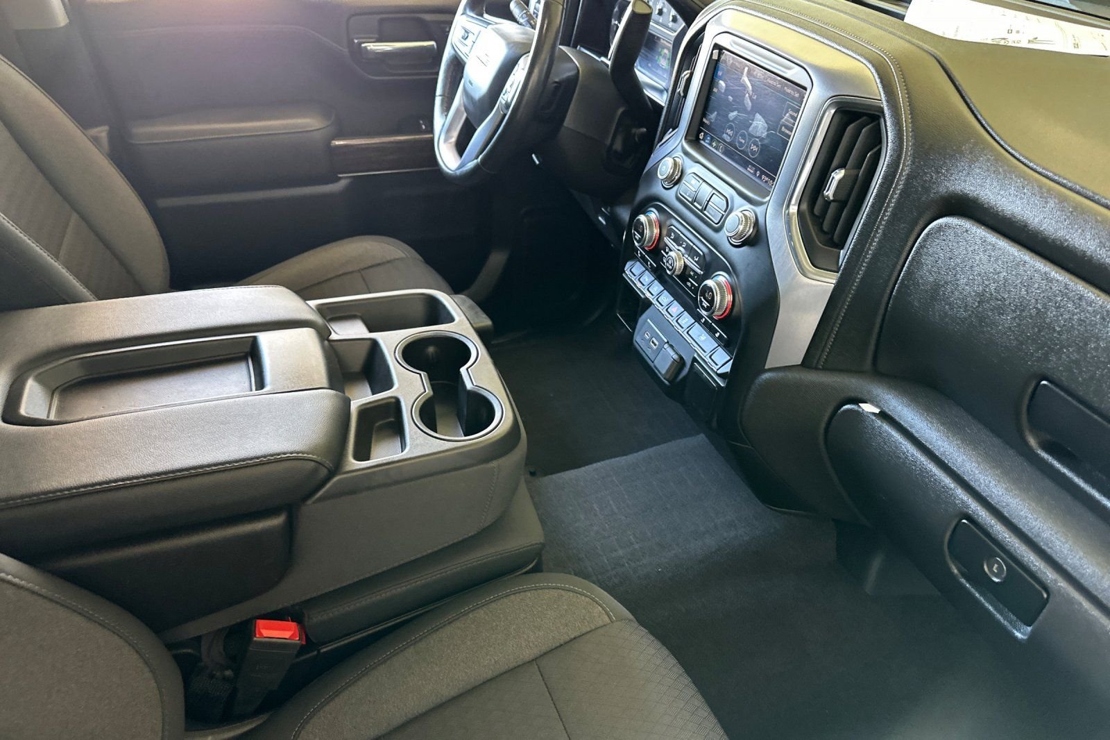 Used 2020 Black GMC Elevation image 15