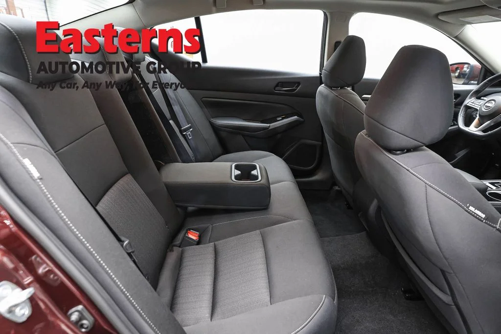 Used 2023 Red Nissan 2.5 SV image 25