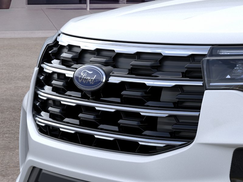 New 2026 Star White Metallic Tri-Coat Ford Active image 40
