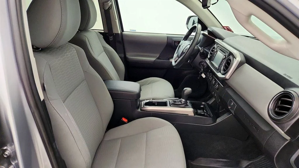 Used 2019 Silver Sky Metallic Toyota 4WD SR5 Double Cab 5