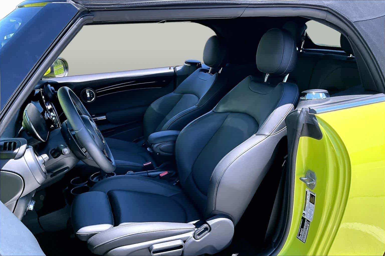 Used 2024 Zesty Yellow MINI Cooper S image 7