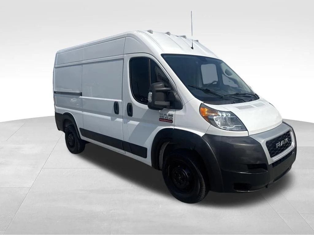 Used 2019 White Ram Base image 8