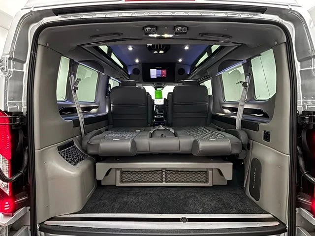 New 2026 Silver Ford Explorer Limited SE image 11