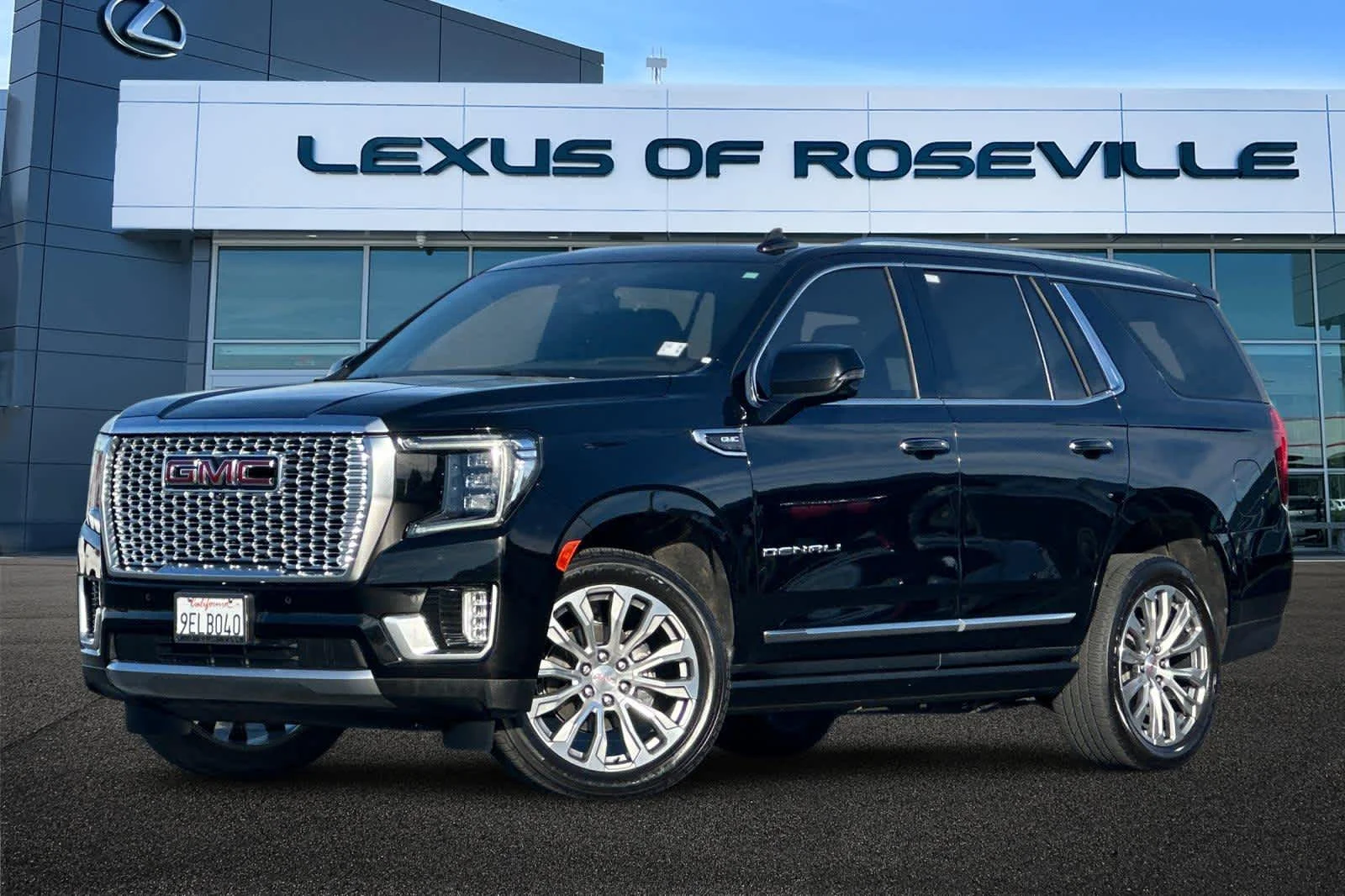 2021 GMC Yukon 4WD Denali's photo