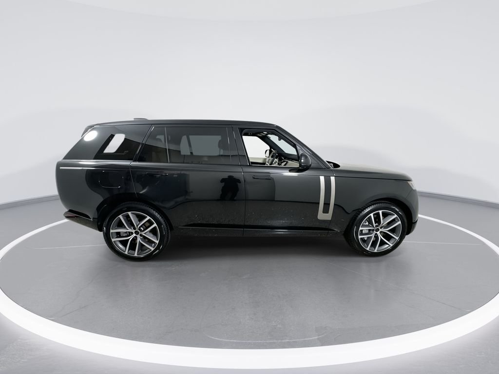 New 2026 Santorini Black Land Rover SE LWB image 9