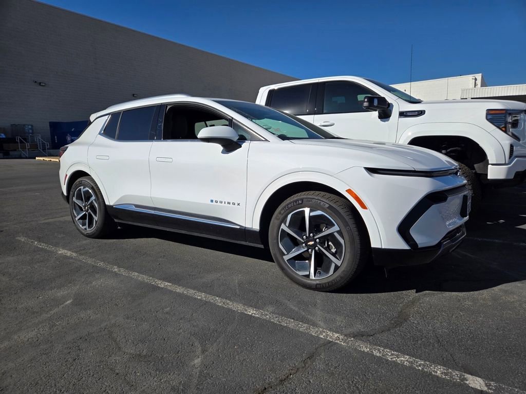 2025 Chevrolet Equinox EV LT