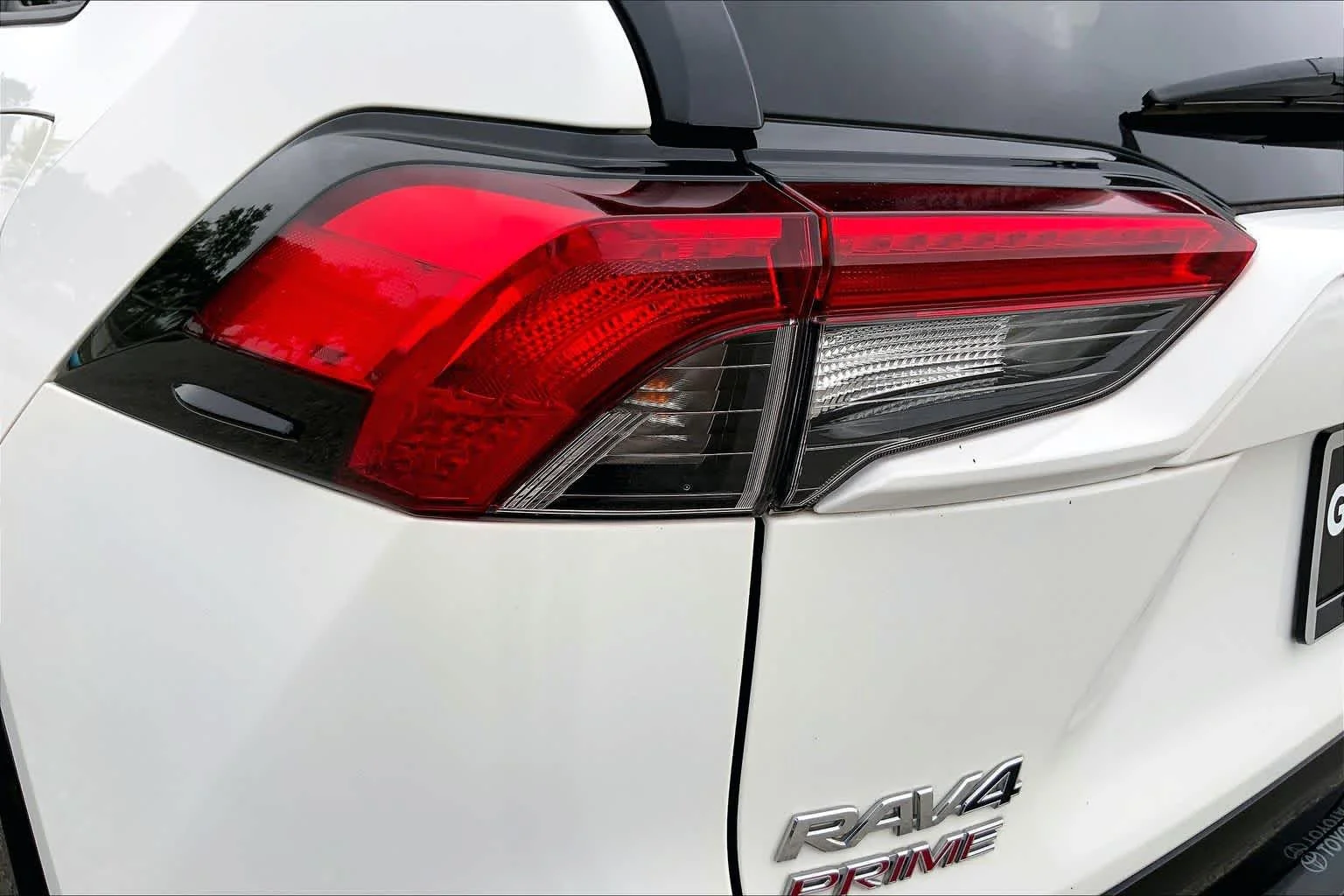 Used 2021 Super White Toyota SE image 28