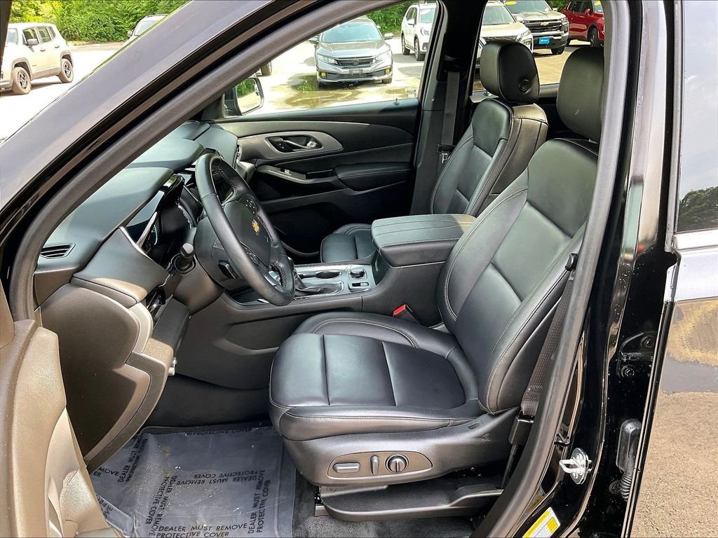 Used 2023 Black Chevrolet LT Leather image 10