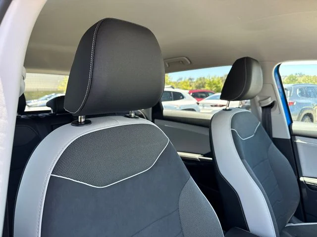 New 2026 Cornflower Blue Volkswagen 1.5T SE image 16