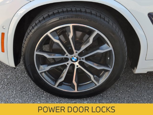Used 2021 Alpine White BMW sDrive30i image 11