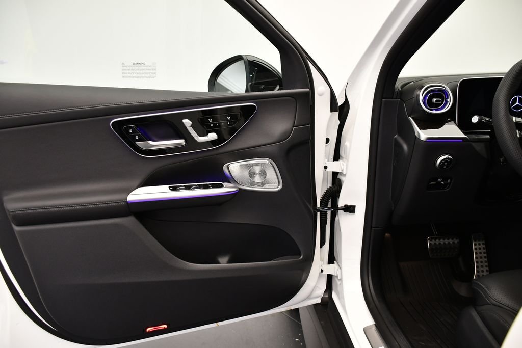 2025 Mercedes-Benz GLC Base - Photo 30