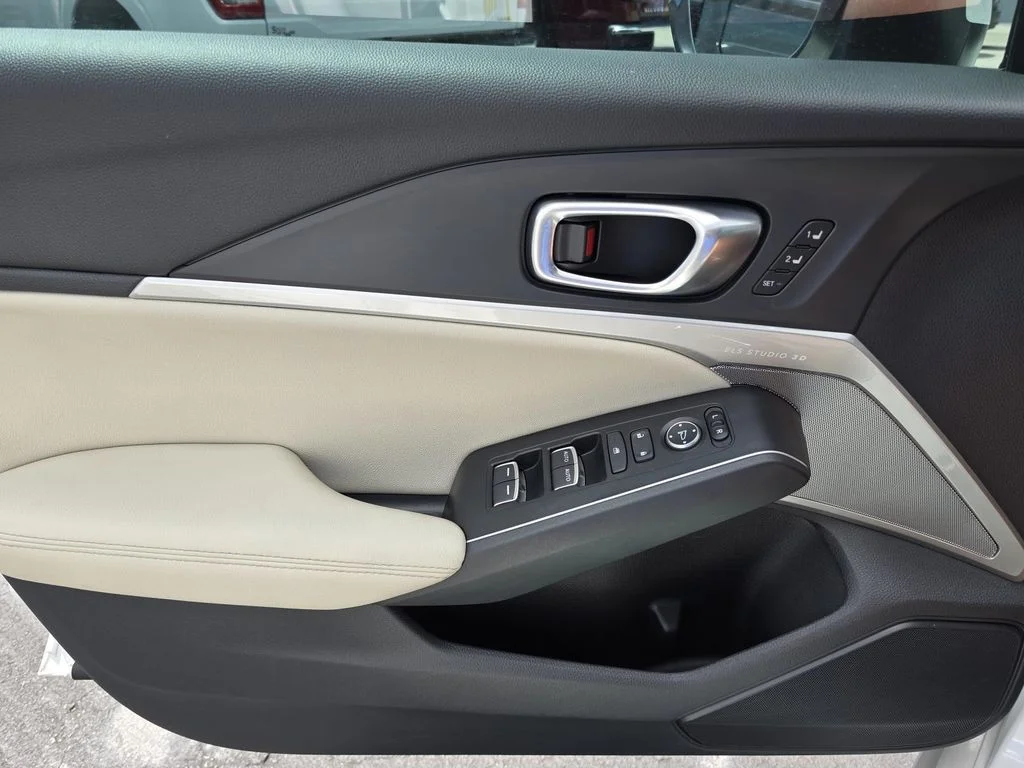 Used 2023 White Acura A-SPEC Technology image 19