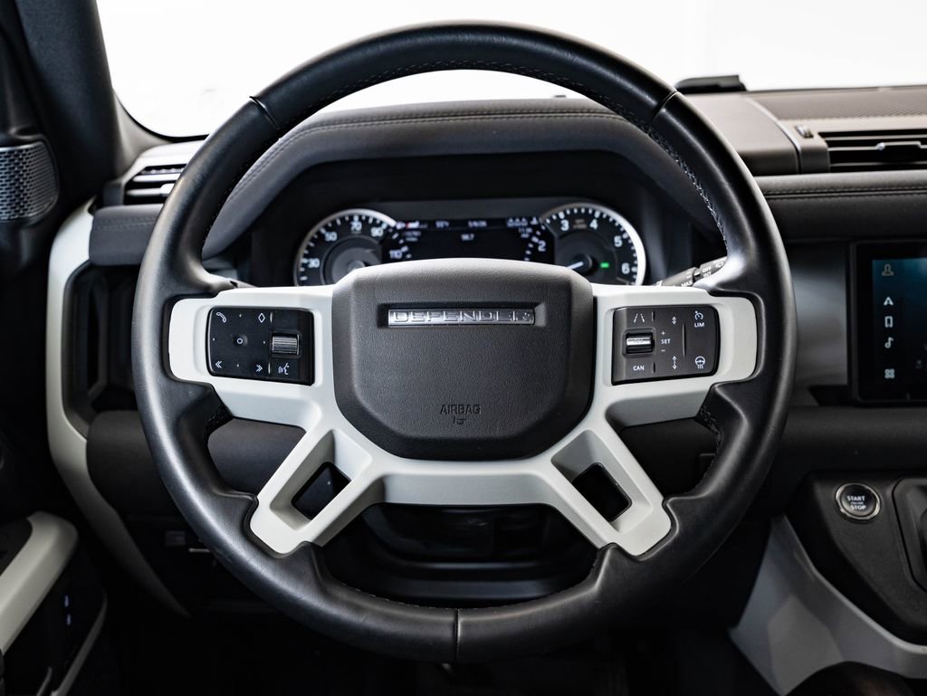 Used 2023 Tasman Blue Metallic Land Rover S image 41