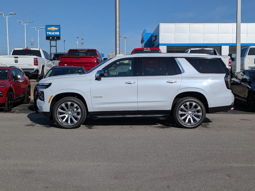 New 2026 Polar White Tricoat Chevrolet Premier image 7