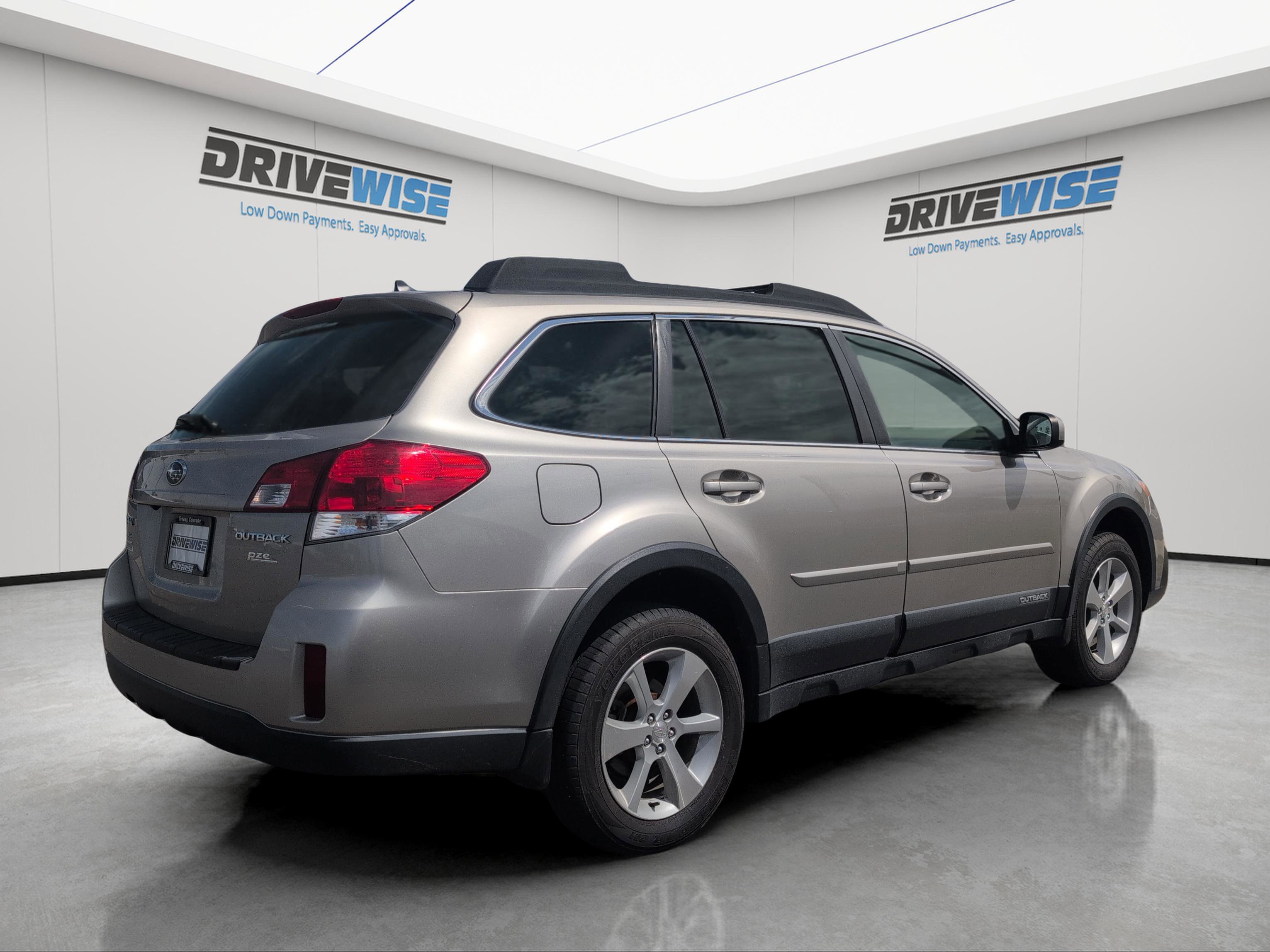 Used 2014 Tungsten Metallic Subaru 2.5i Limited image 4