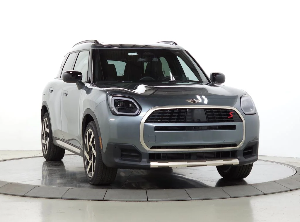 2027 MINI Countryman's photo