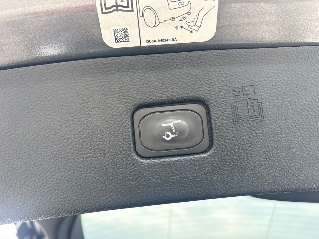 2019 Ford Edge Titanium - Photo 14