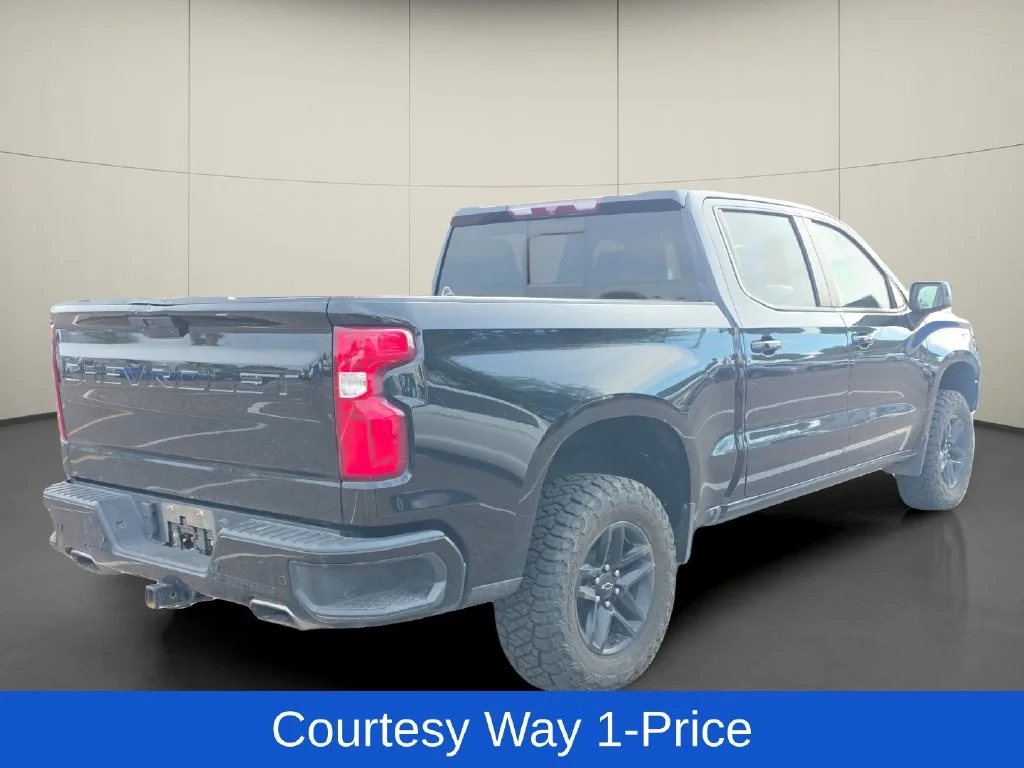Used 2020 Black Chevrolet LT Trail Boss image 9