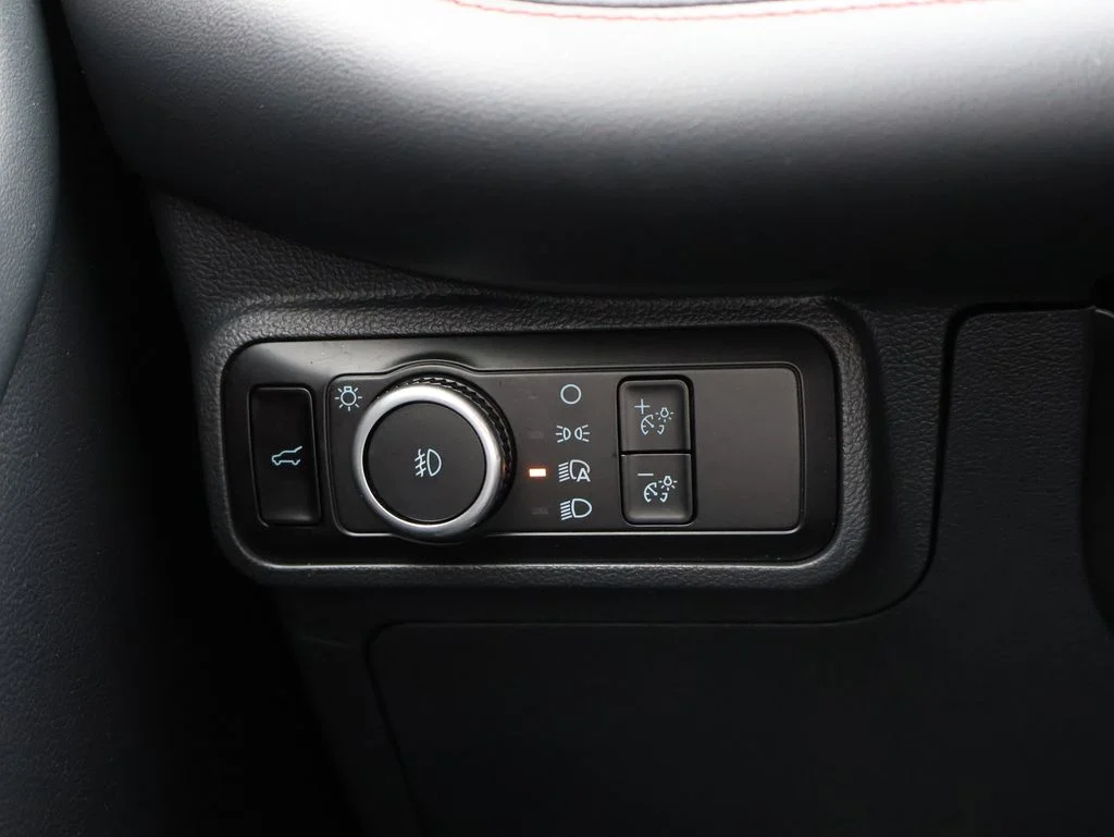 Certified Used 2025 Gray Metallic Ford ST-Line image 33