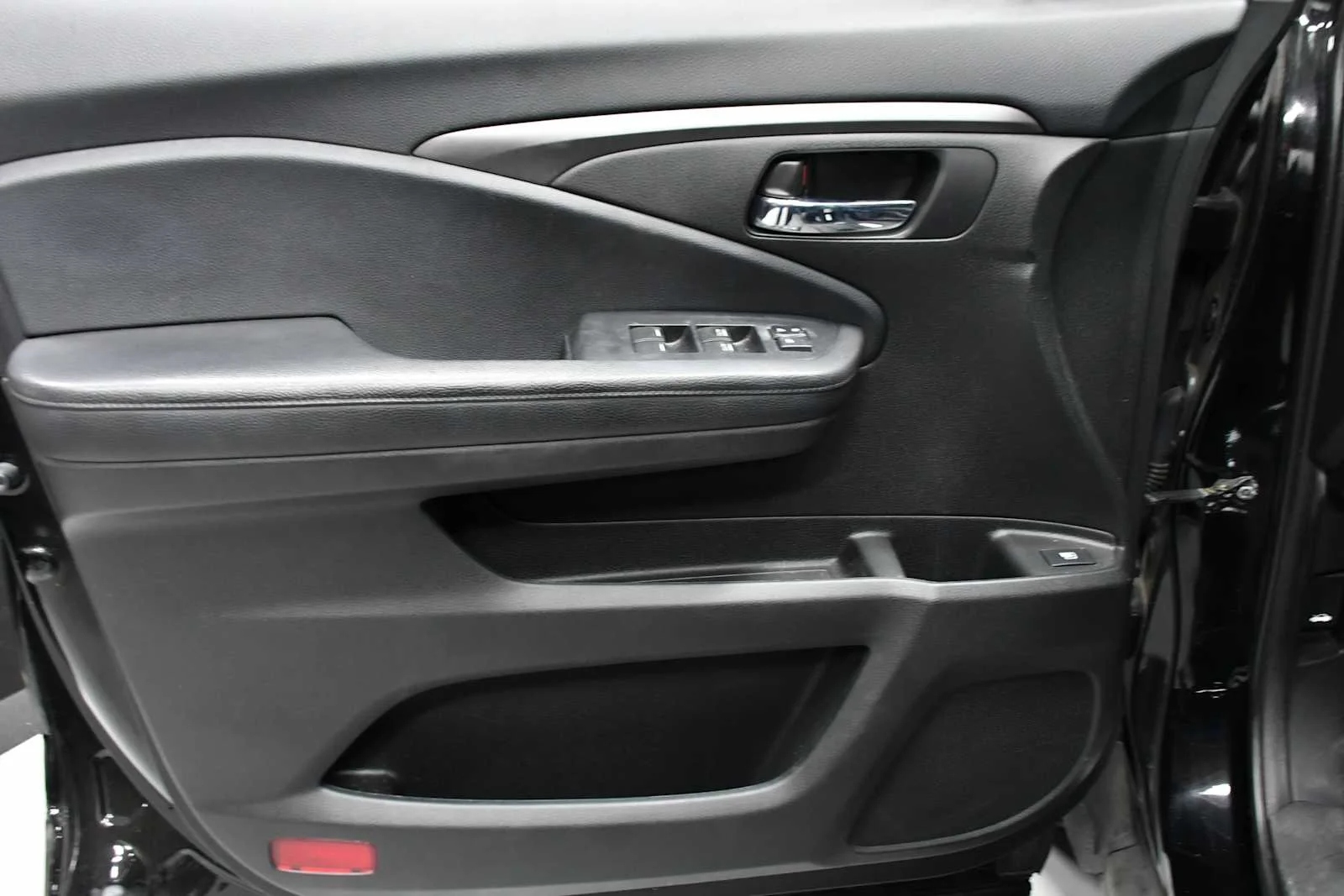 Used 2019 Crystal Black Pearl Honda Sport image 14