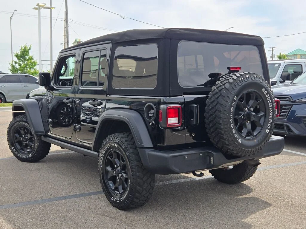 Used 2020 Black Jeep Unlimited Sport image 16
