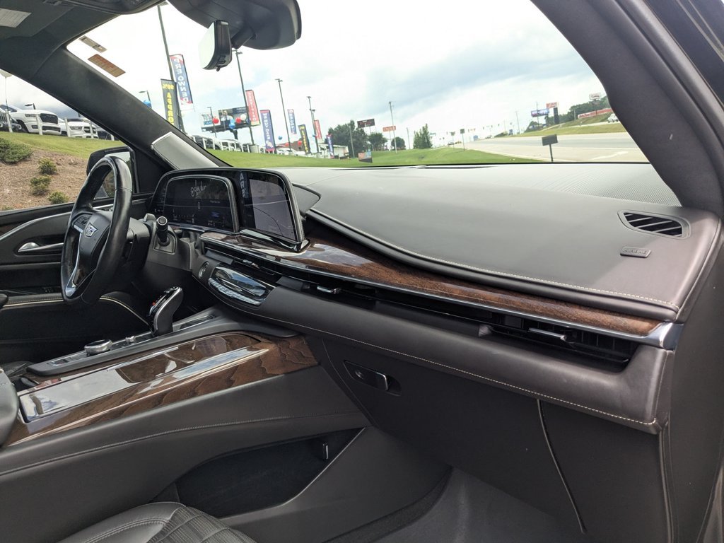 Used 2022 Black Raven Cadillac Premium Luxury Platinum image 32