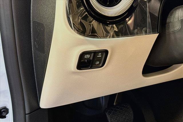 New 2027 Polar White Mercedes-Benz CLA 220 Hybrid image 39