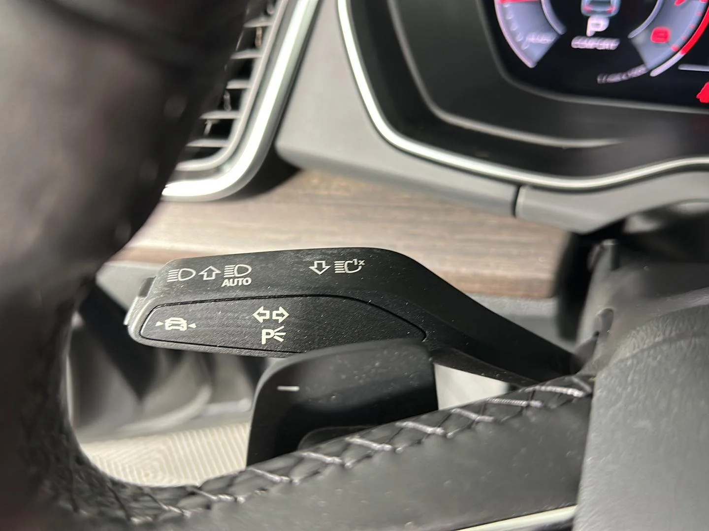 Used 2023 Daytona Gray Pearl Effect Audi S line Premium Plus image 26