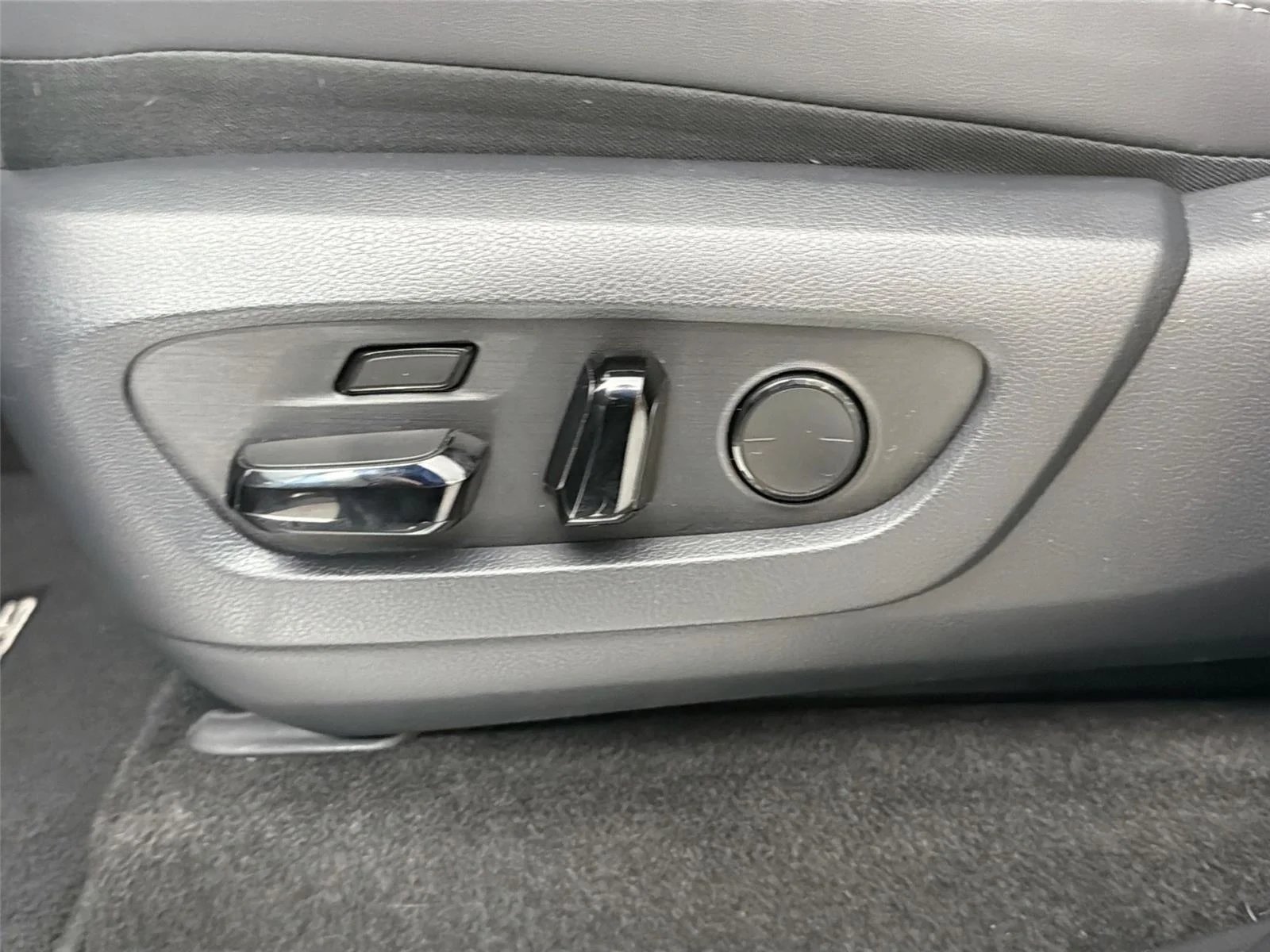 Used 2024 GRAY Lexus GX 550 Luxury image 19