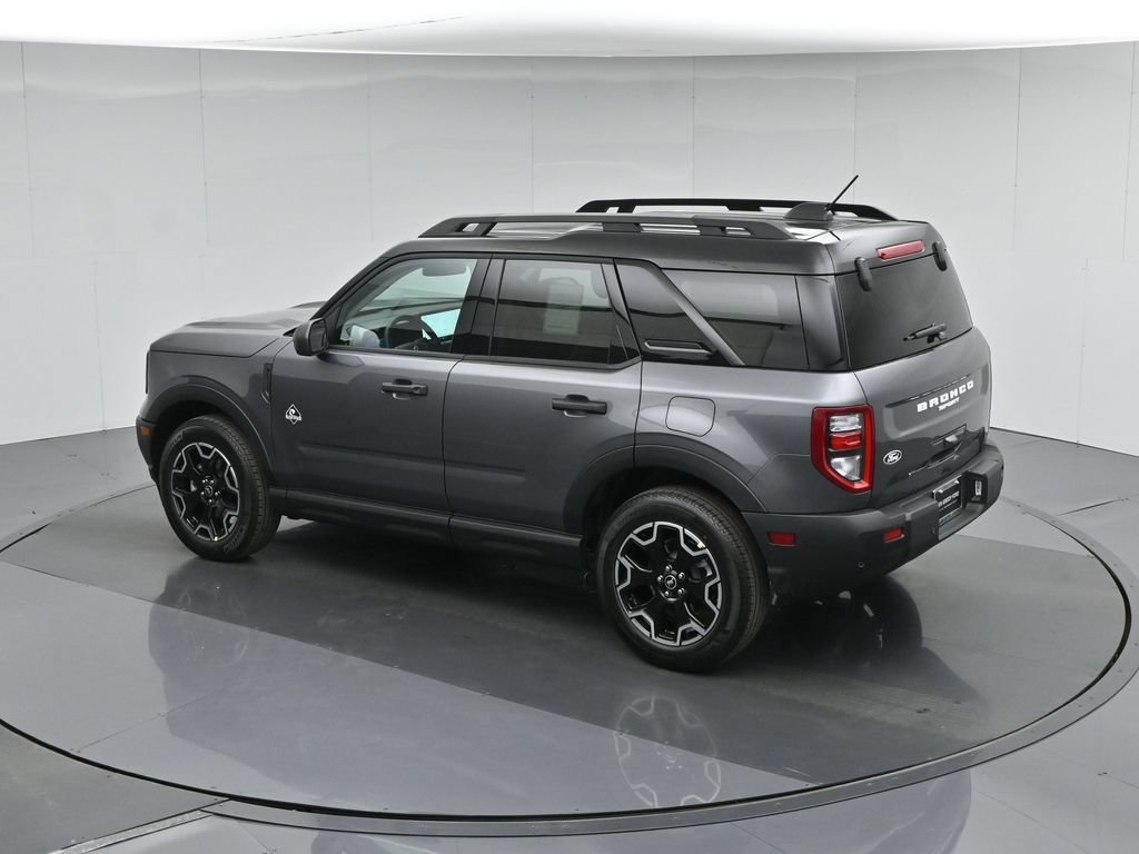 New 2026 Carbonized Gray Metallic Ford Outer Banks image 41