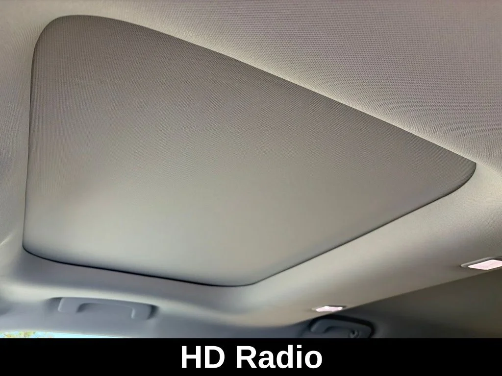 Used 2025 Gray Ford Outer Banks image 6