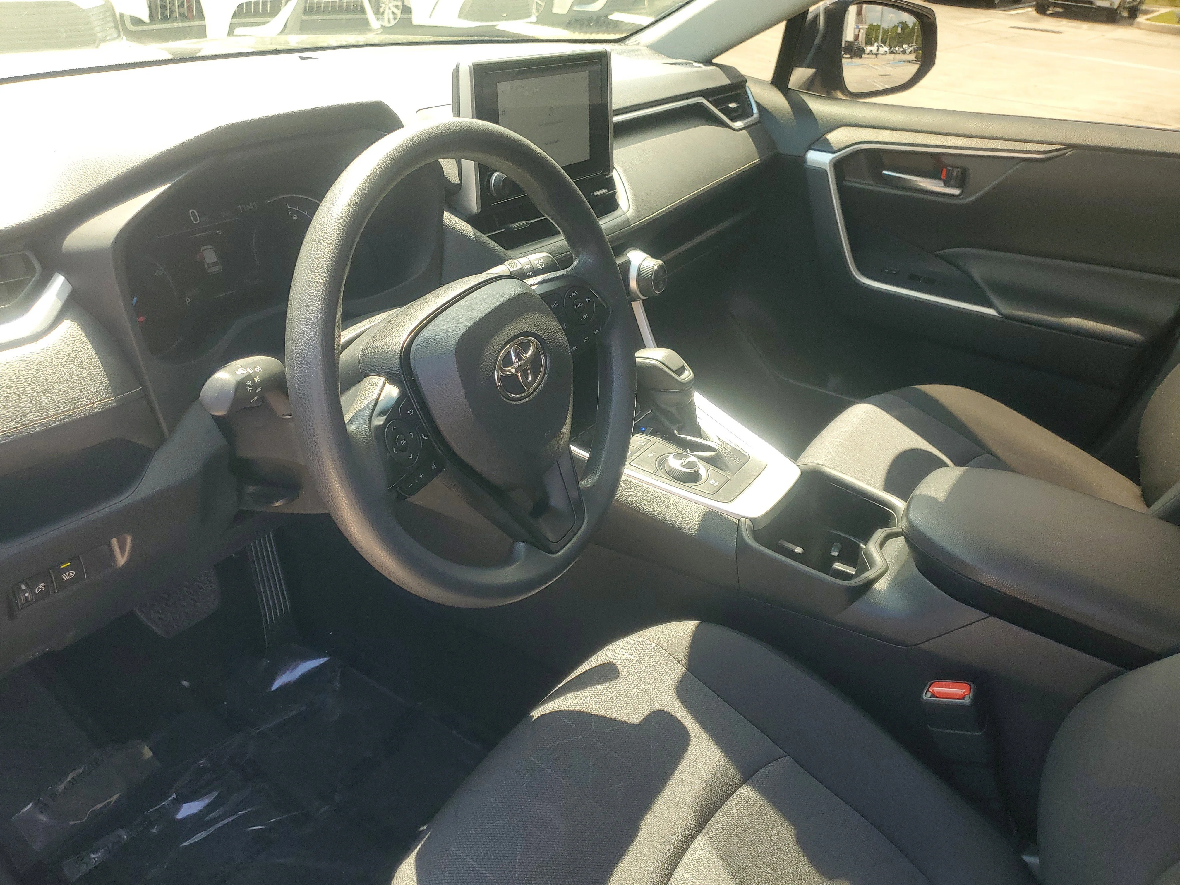 Certified Used 2025 Magnetic Gray Metallic/Midnight Black Metallic Toyota Hybrid XLE image 16