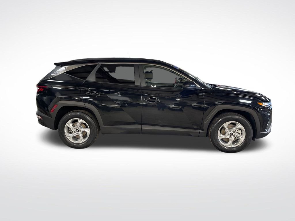 Used 2024 Black Hyundai SEL image 7