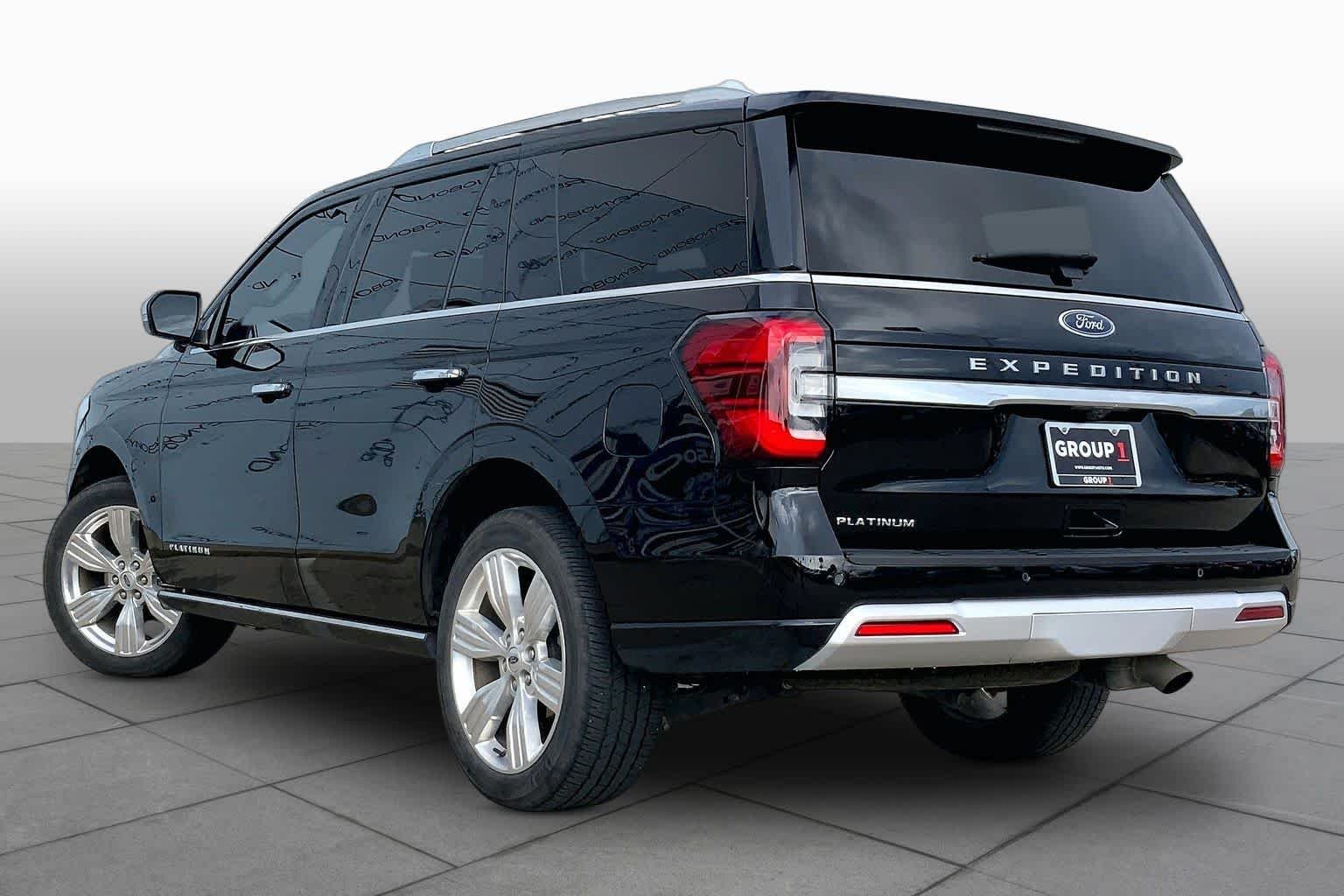 Used 2023 Agate Black Ford Platinum image 12