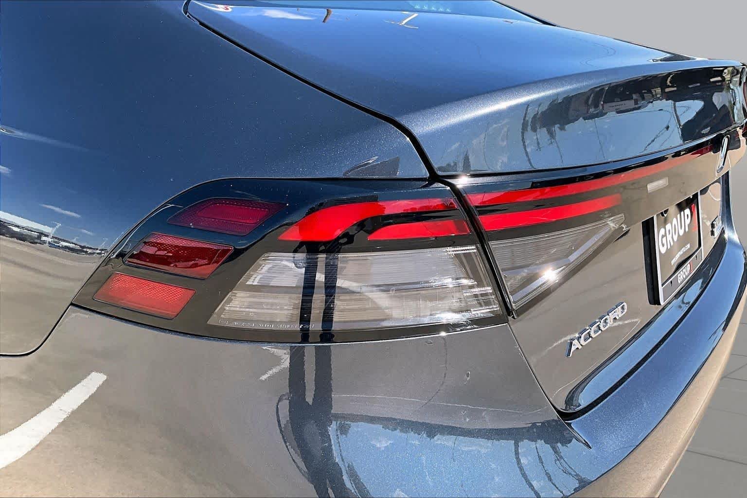 2025 Honda Accord SE - Photo 27